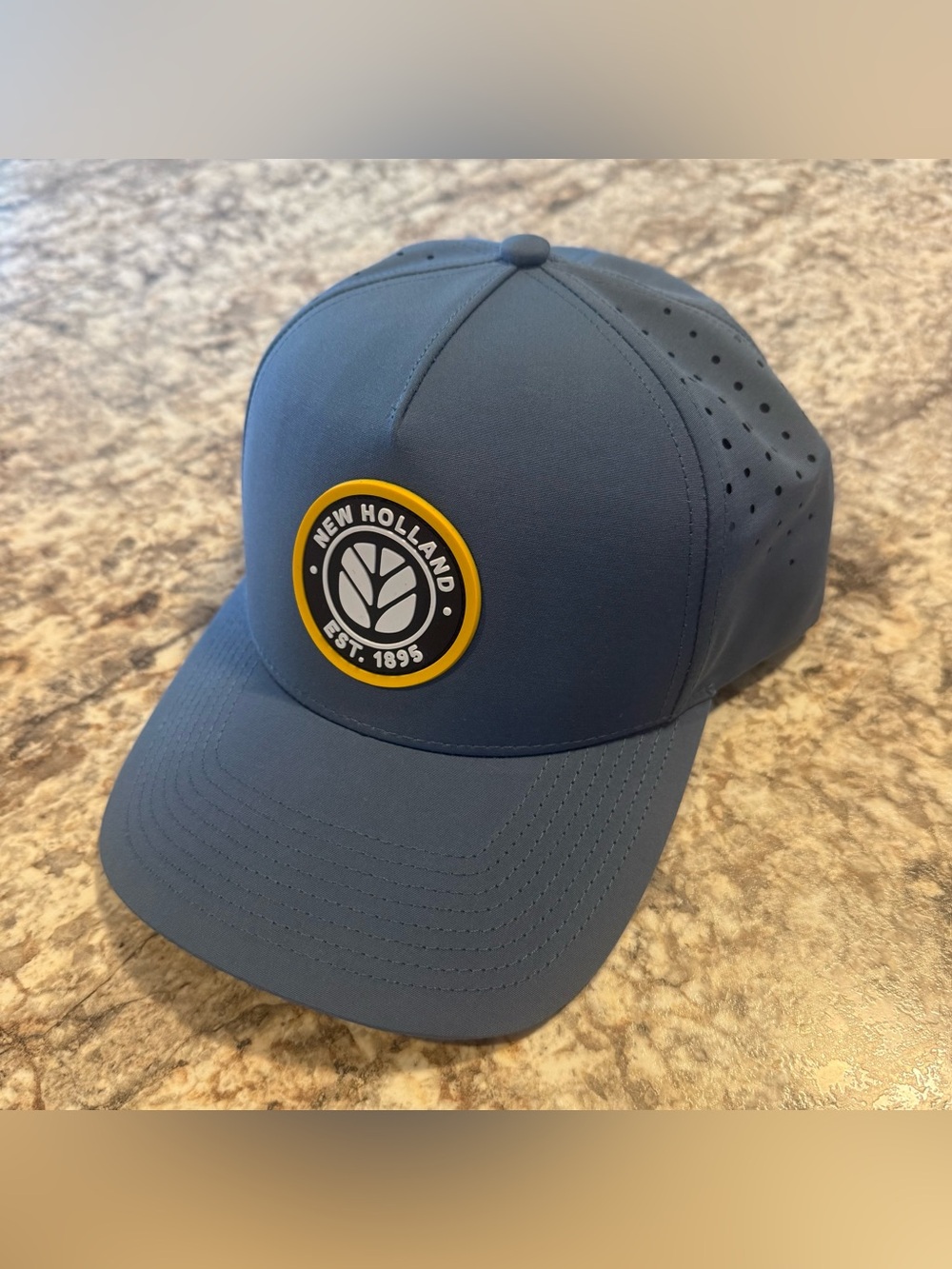 New Holland Tractor Hat Cap Adult Men’s One Size SnapBack adjustable farm NEW
